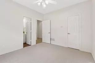902 Glen Meadow Ct, Garland, TX 75044 - Photo 32