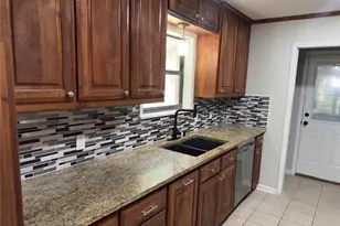 209 Magnolia Ln, Chandler, TX 75758 - Photo 6