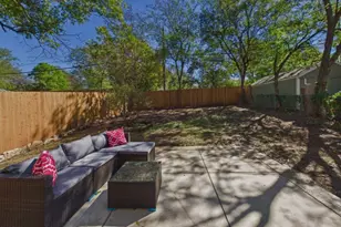 510 S Westmoreland Rd, Dallas, TX 75211 - Photo 22