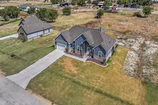 1017 Don Eve Ct, Azle, TX 76020 - Photo 6