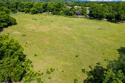 1213 S Houston School Road, Lancaster, TX 75146 - Photo 10