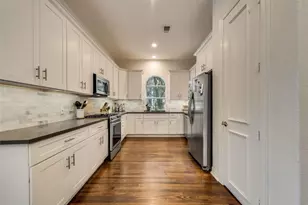 2205 Canton St, Dallas, TX 75201 - Photo 4