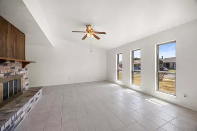 8817 Millwood Drive, Rowlett, TX 75088 - Photo 4