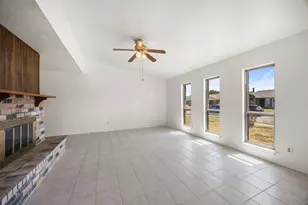 8817 Millwood Dr, Rowlett, TX 75088 - Photo 4