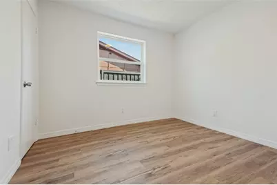 1617 Avenue A, Grand Prairie, TX 75051 - Photo 18