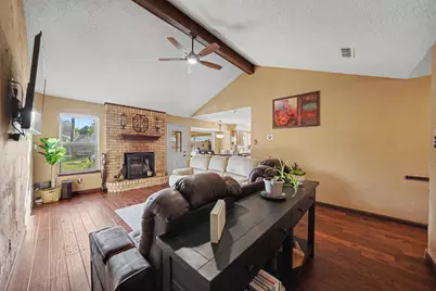 7624 Maplehill Road, Watauga, TX 76148 - Photo 8