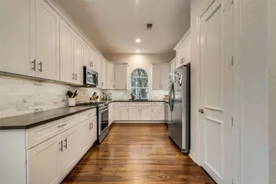 2205 Canton Street #111, Dallas, TX 75201 - Photo 4