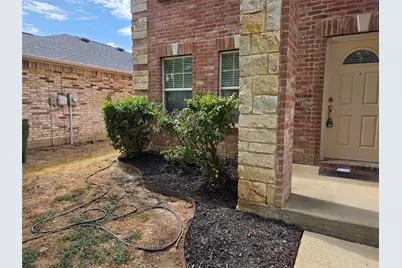 8108 Stowe Springs Lane, Arlington, TX 76002 - Photo 2