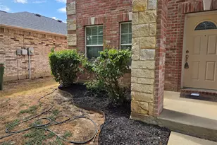 8108 Stowe Springs Ln, Arlington, TX 76002 - Photo 2