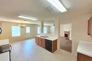 8108 Stowe Springs Ln, Arlington, TX 76002 - Photo 12