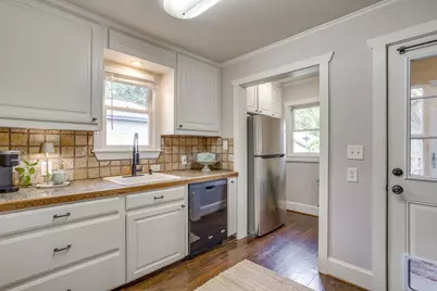 1809 Belle Place, Fort Worth, TX 76107 - Photo 12