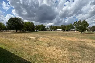 741 Calvert St, Sulphur Springs, TX 75482 - Photo 16