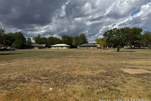741 Calvert St, Sulphur Springs, TX 75482 - Photo 18