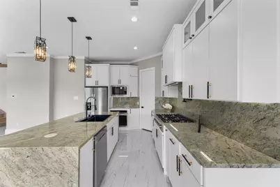 707 Buckalew Street, Dallas, TX 75208 - Photo 12