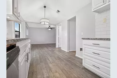 805 Green Brook Drive, Allen, TX 75002 - Photo 10