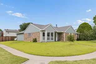 425 Kirkwood Dr, Lewisville, TX 75067 - Photo 26