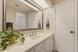 15922 Windy Meadow Dr, Dallas, TX 75248 - Photo 22