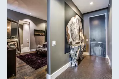 2408 Victory Park Lane #1034, Dallas, TX 75219 - Photo 2