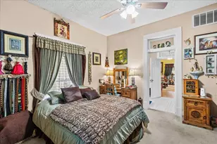 707 N Magnolia Ave, Hubbard, TX 76648 - Photo 10