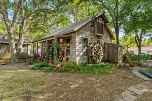 707 N Magnolia Ave, Hubbard, TX 76648 - Photo 28