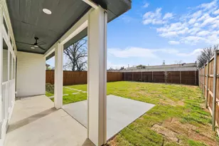 703 Buckalew St, Dallas, TX 75208 - Photo 34