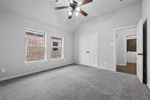 6918 Belteau Ln, Dallas, TX 75227 - Photo 18