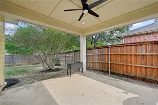 6918 Belteau Ln, Dallas, TX 75227 - Photo 18