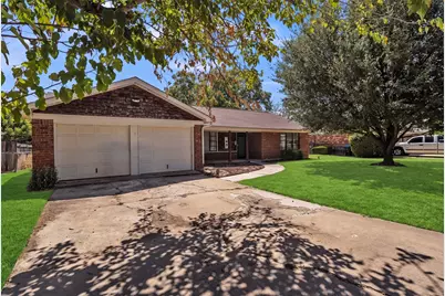 5745 Wimbleton Way, Fort Worth, TX 76133 - Photo 24