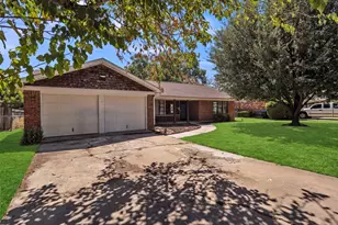 5745 Wimbleton Way, Fort Worth, TX 76133 - Photo 24