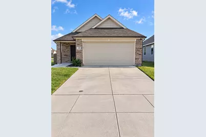 110 Arango Way, Everman, TX 76140 - Photo 2