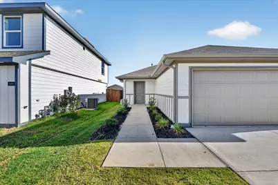 5413 Flannel Lane, Denton, TX 76249 - Photo 2