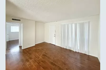 4811 Live Oak Street #202, Dallas, TX 75204 - Photo 18