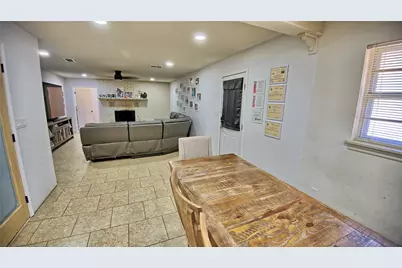 105 E Pecan Street, Saint Jo, TX 76265 - Photo 8