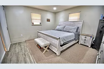 105 E Pecan Street, Saint Jo, TX 76265 - Photo 10