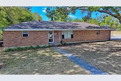 105 E Pecan Street, Saint Jo, TX 76265 - Photo 26
