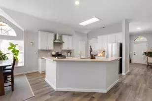 11210 Balcones Dr, Frisco, TX 75033 - Photo 6