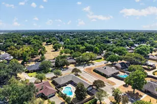 215 Roma Dr, Duncanville, TX 75116 - Photo 30
