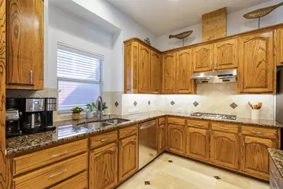 1808 Auburn Drive, Carrollton, TX 75007 - Photo 8