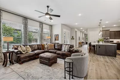 4810 Emerald Grove, Arlington, TX 76005 - Photo 12
