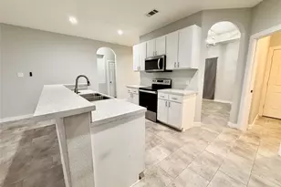 3204 Henderson St, Greenville, TX 75401 - Photo 8