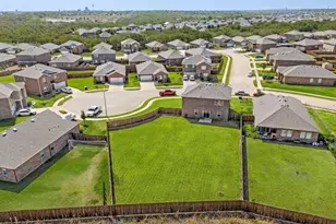12 Cherryridge Dr, Edgecliff Village, TX 76134 - Photo 30