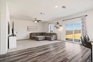 12 Cherryridge Dr, Edgecliff Village, TX 76134 - Photo 6