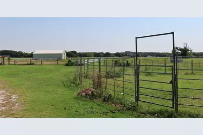 5700 Fm 424, Cross Roads, TX 76227 - Photo 4