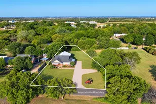 406 Cody Ln, Sherman, TX 75092 - Photo 2