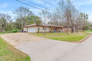 700 Amy St, Canton, TX 75103 - Photo 2