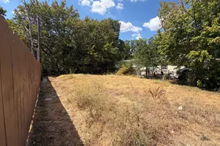 417 Bonnie View Rd, Dallas, TX 75203 - Photo 1