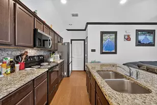 2365 Old Leonard St, Fort Worth, TX 76119 - Photo 12
