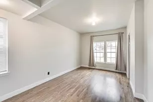 607 W Page Ave, Dallas, TX 75208 - Photo 12