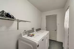 607 W Page Ave, Dallas, TX 75208 - Photo 18