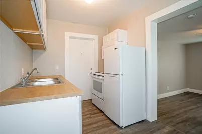 326 W Sears Street #202, Denison, TX 75020 - Photo 6